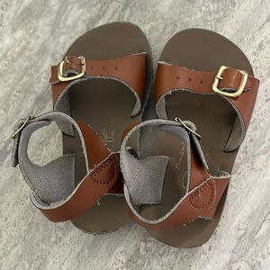 Saltwater sandals